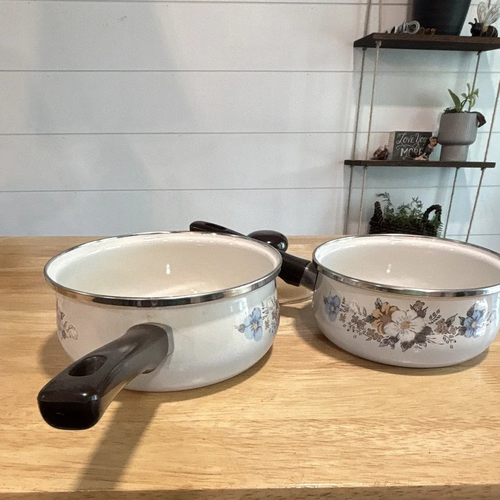 Vintage Crowning Spring Harvest Blossom Porcelain Enamel Saucepan Set w/ Lid